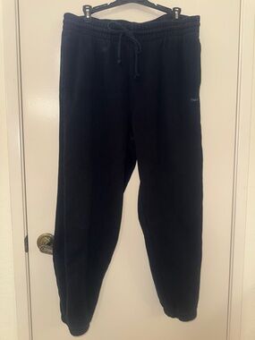 TNA Sweatfleece Boyfriend Fit Black Drawstring Sweatpants